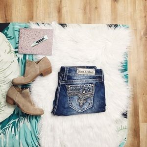 Rock Revival Cropped Jeans